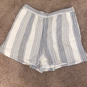 Flowy shorts
